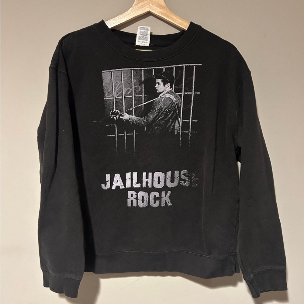Delta Black Crew Neck Sweater with Graphic Design